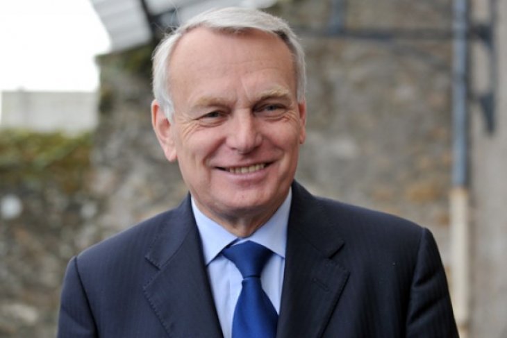 Jean-Marc Ayrault becomes new French PM