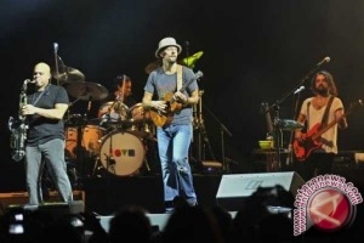 Jason Mraz Nyanyikan Lagu Anak Indonesia