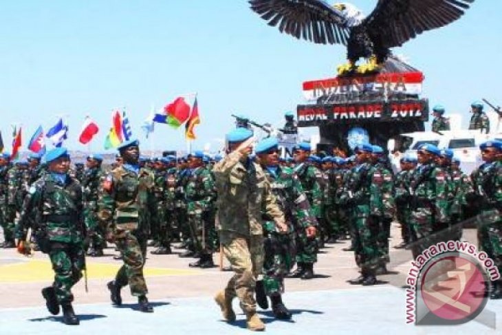 Penghormatan Kepada Komandan UNIFIL