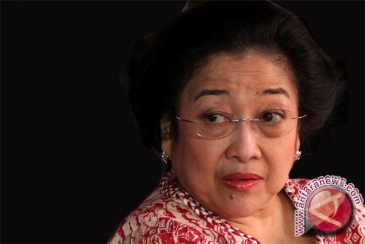 Megawati Nongkrong di Warung Kopi Pontianak
