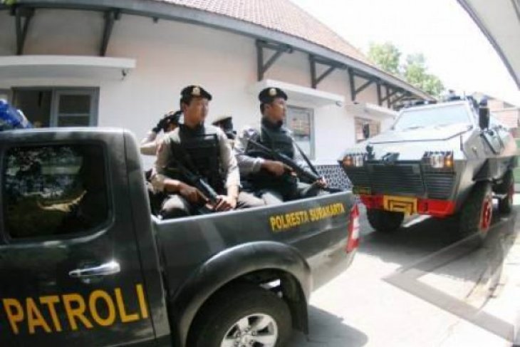 PENJAGAAN SIDANG GANDEKAN