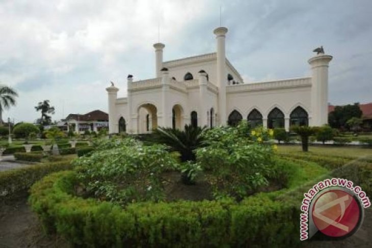 Istana Kesultanan Siak Sri Inderapura Riau