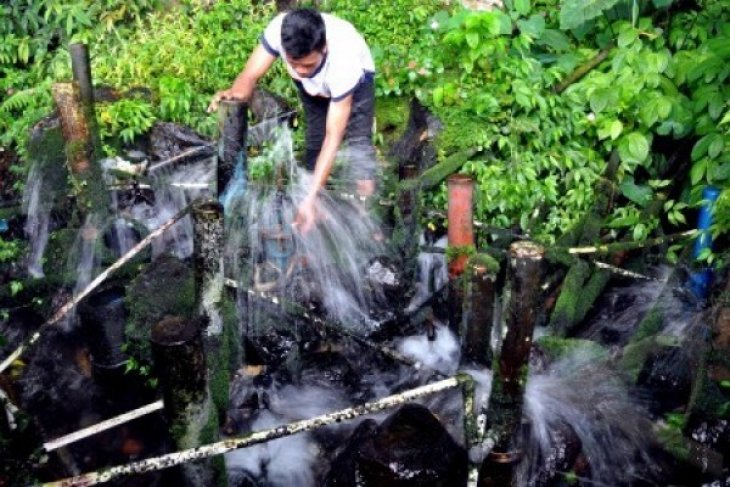 PENGGUNAAN POMPA HIDRAM