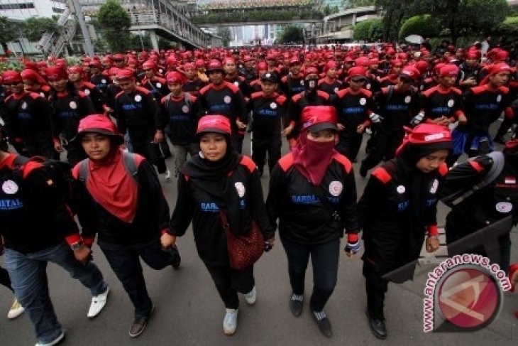 Buruh FSPMI Unjuk Rasa Kembali