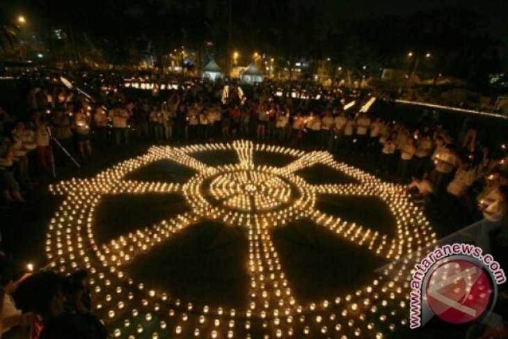 10.000 Lilin Bulan Ashada