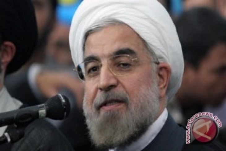 Presiden Iran Resmikan Kilang Minyak Baru di Teluk