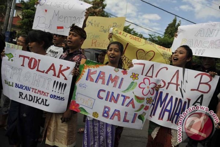 Tolak Ormas Radikal Di Bali