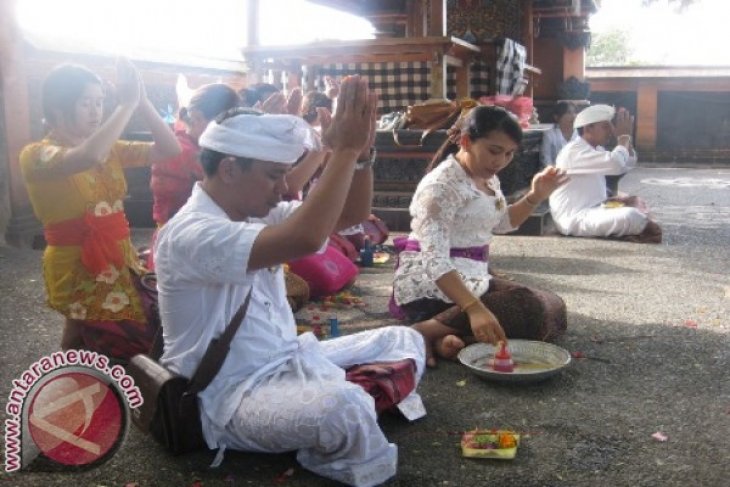 Grand Istana Rama Gelar Tirta Yatra