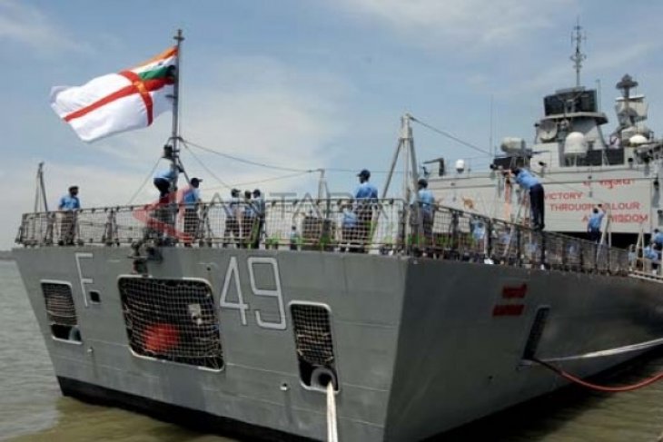 Kapal Perang India Frigate