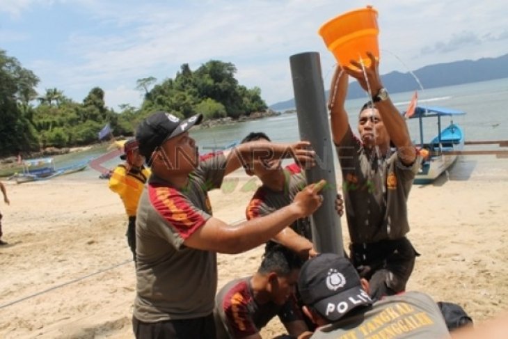 Latihan Gabungan TNI-Polri