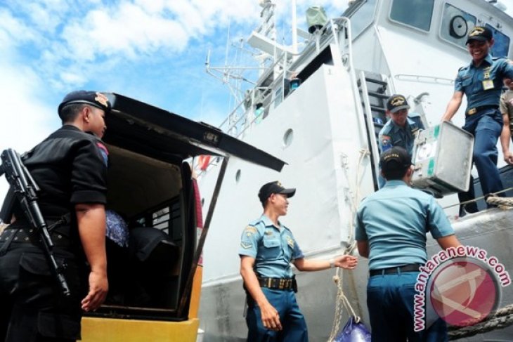 Layani Penukaran Uang di Pulau Terluar