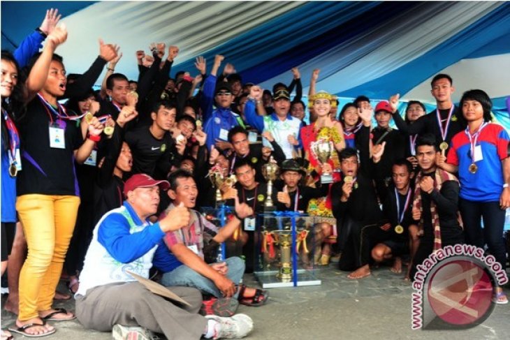 Lomba Dayung Danlanal Cup Regatta 2013