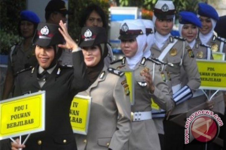 Wakapolri: Tunda Jilbab Polwan Tunggu Perkap