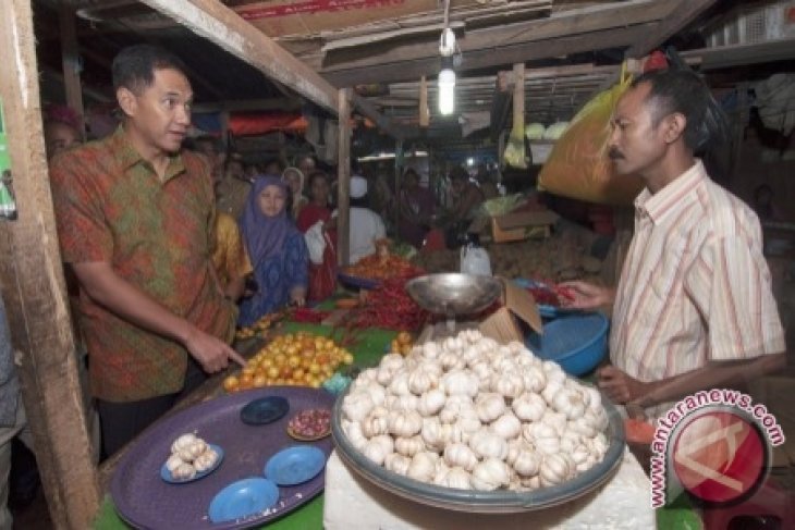 Menteri Pasar Mardika Ambon Perlu Revitalisasi