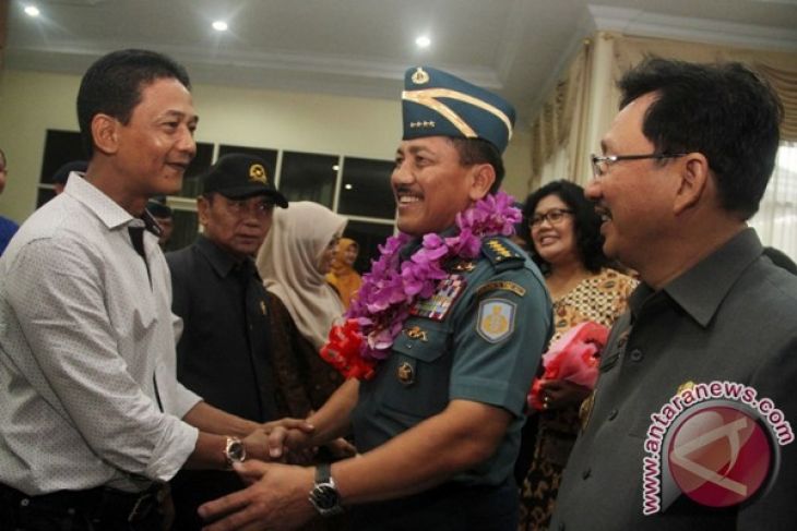 Kunjungan Kerja KASAL di Kalbar