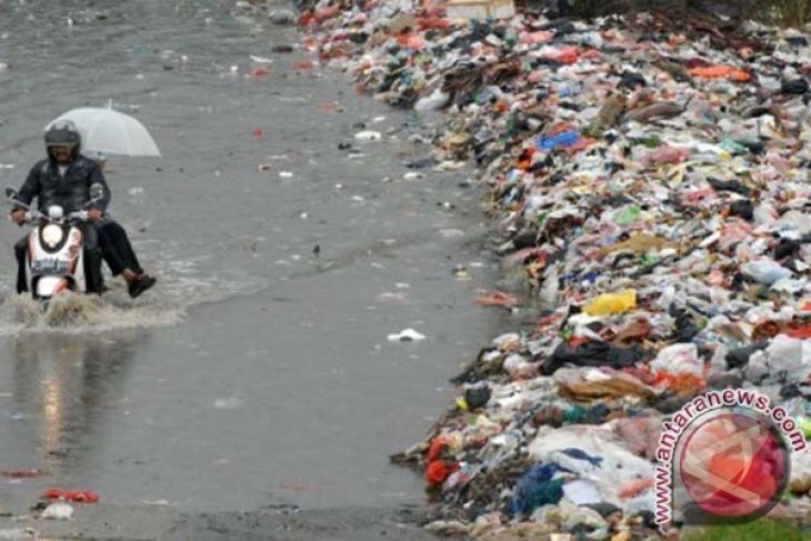 Banjir Dan Sampah Jakarta