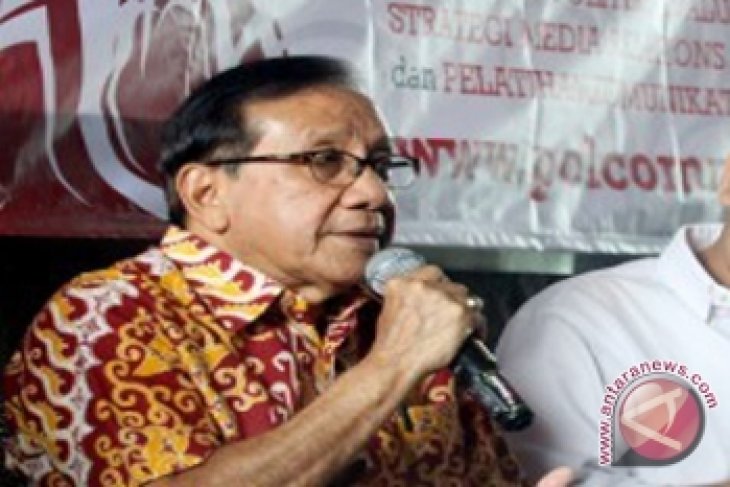 Akbar Tandjung: Golkar tunggu survei Pilkada Jatim