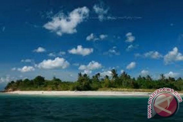 Investors keen on Gili Tangkong tourist resort development