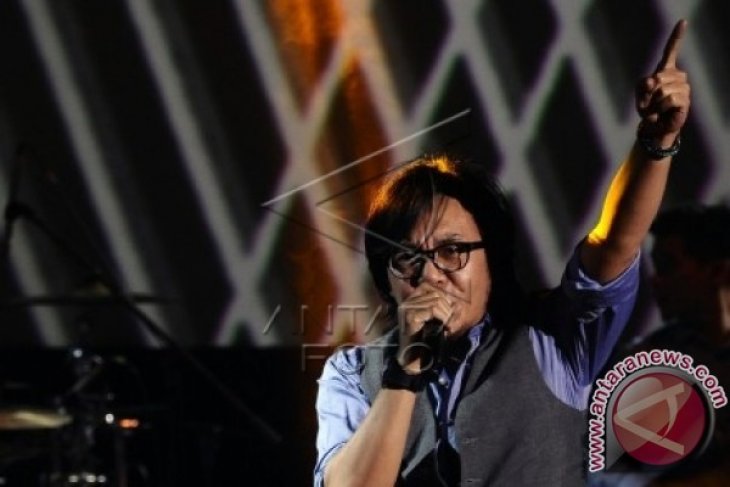 Ari Lasso Dalam 100% Musik Indonesia 