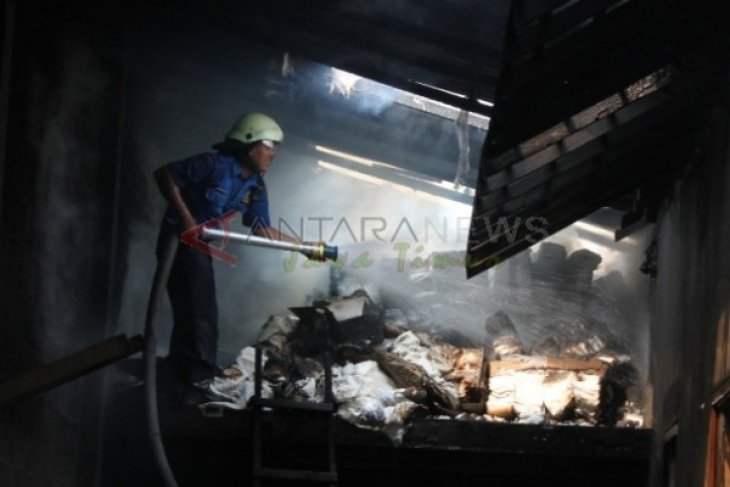 Kebakaran Gudang Plastik