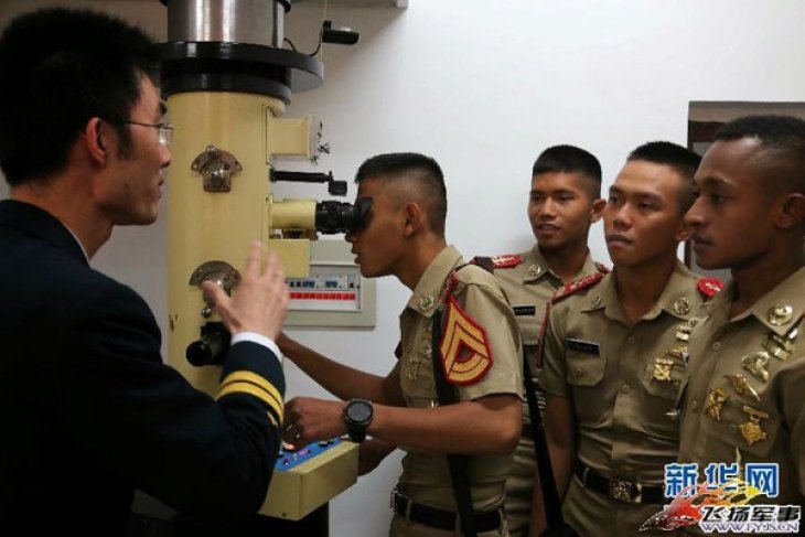 Indonesian`s  minister attends military symposium in China
