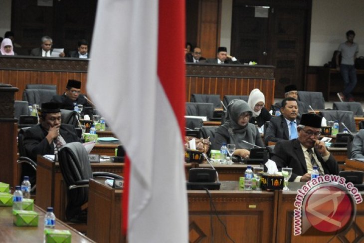 Sidang Paripurna Hukum Jinayat