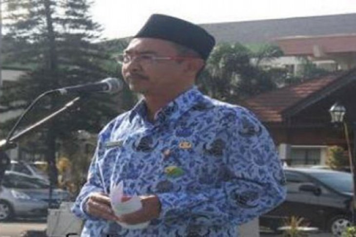 Sekda : Sekolah roboh serahkan pada hukum