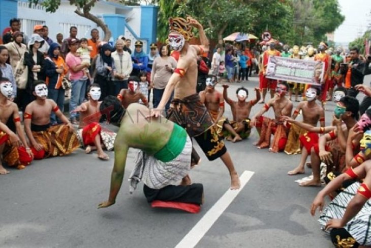 Tari Topeng Panji