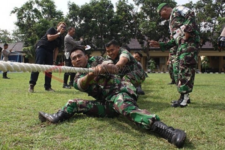 Olah Raga Bersama TNI-Polri