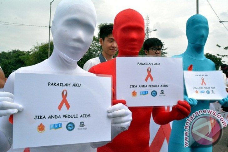 Aksi Peringati Hari Aids Sedunia