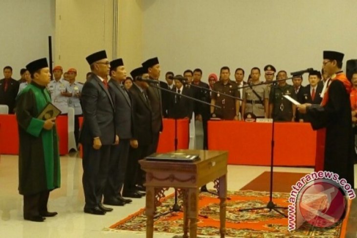 Pelantikan Pimpinan DPRD Kubu Raya