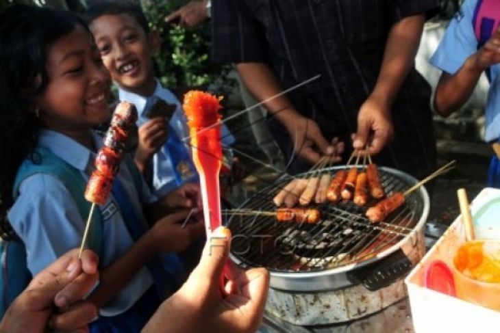 WASPADA MAKANAN BERBAHAYA