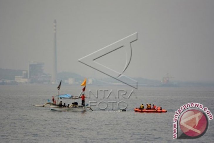 KM Sinar Bangun berpenumpang 80 orang tenggelam 1 mil dari Pelabuhan Tigaras