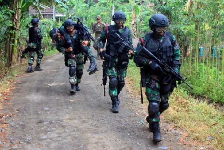 Latihan Perang Kota