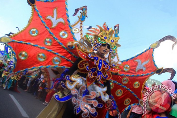 Festival Budaya Isen Mulang 2015