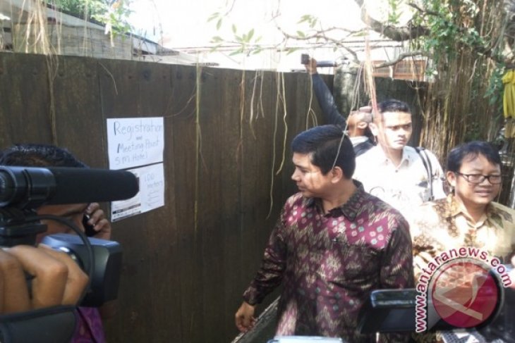 Menteri Yuddy Gagal Temui Keluarga Angeline