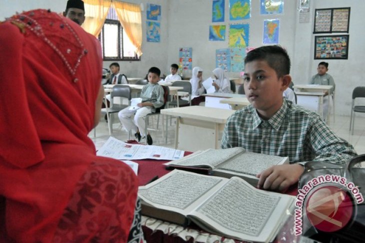 Tes Baca Alquran Murid Baru 