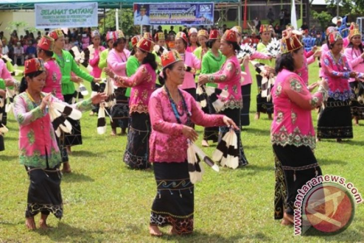 Tarian Bamba Dayak