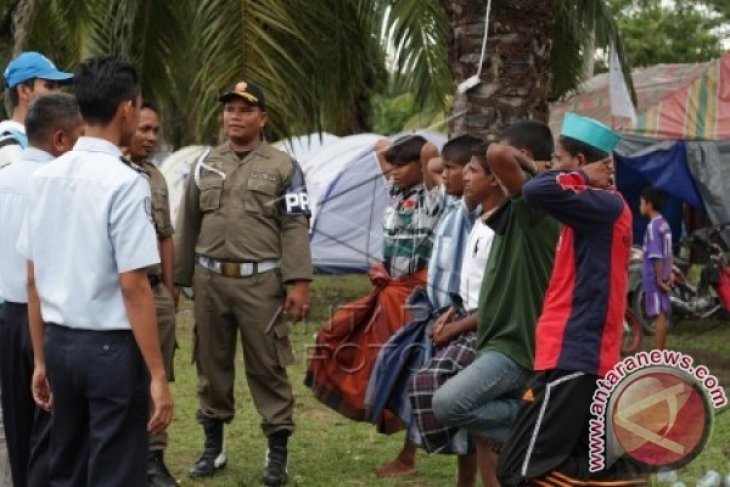 Imigran Rohingya Mencoba Melarikan Diri