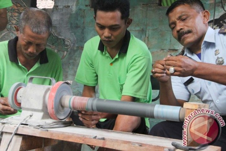 Kerajinan Akik Narapidana Trenggalek