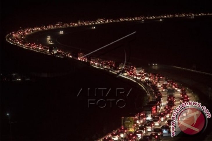 Asyiiik, Tol Brebes-Semarang Bisa Dilalui Kendaraan Pemudik