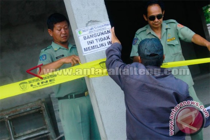 Bangunan Restauran KFC Belum Miliki IMB