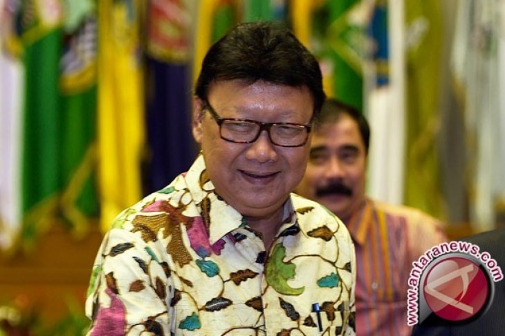 Mendagri lobi pimpinan partai terkait calon tunggal