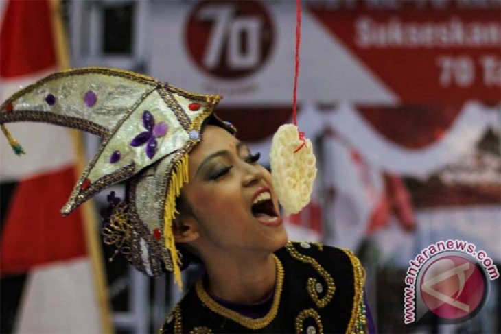 Lomba Makan Krupuk