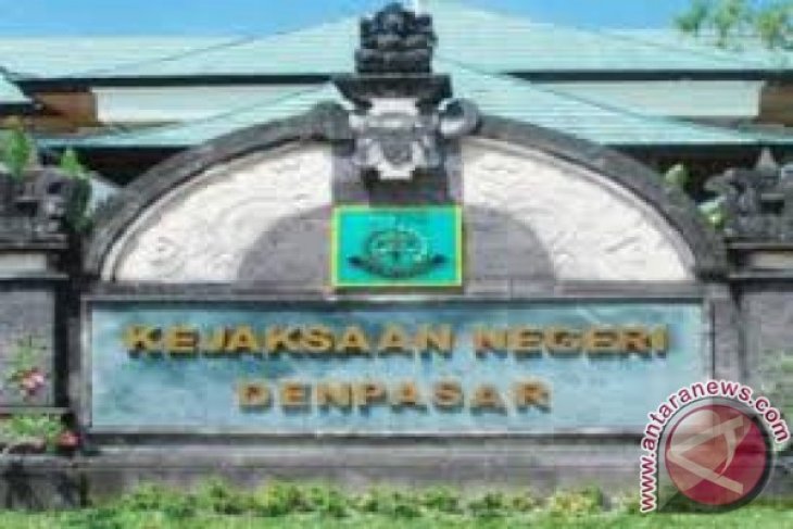 Tersangka Pembunuhan Engeline Berikan Keterangan Tambahan