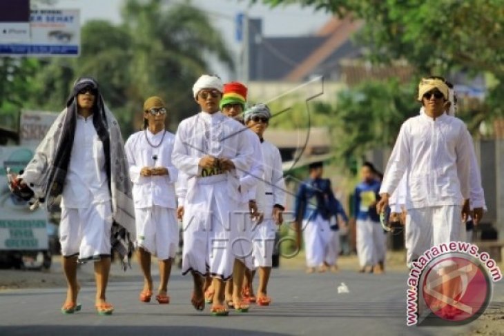 Gerak Jalan Festival Santri