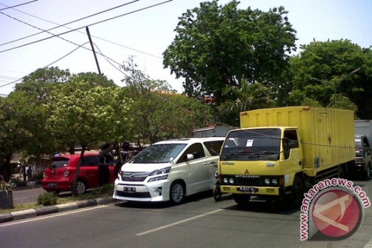 Angkat Jaringan Kabel Putus