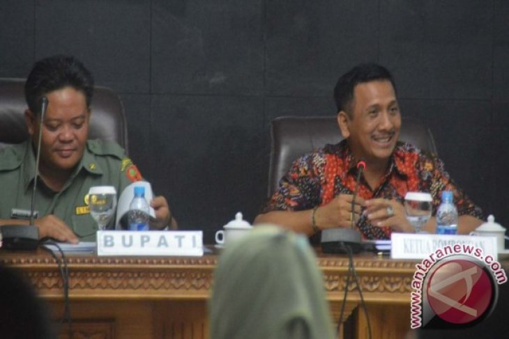 Bupati Sanggau