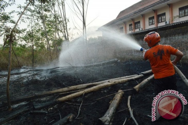 Kebakaran di Uner Madiun