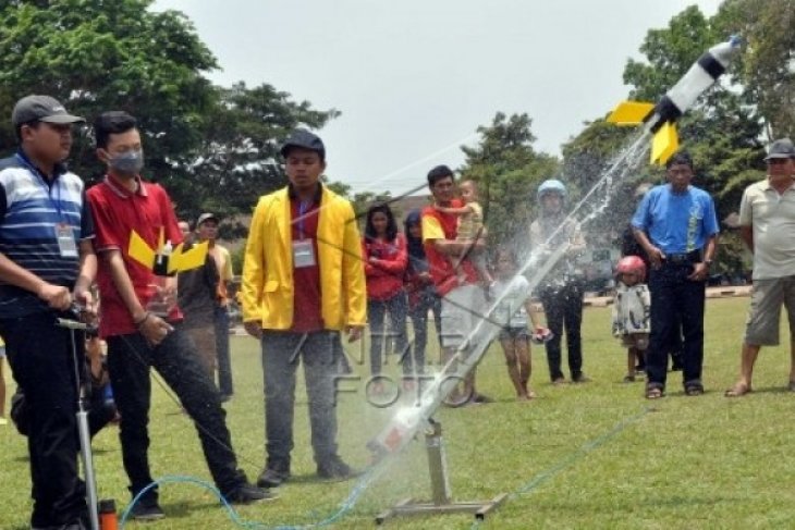 Kompetisi Roket Air Pelajar